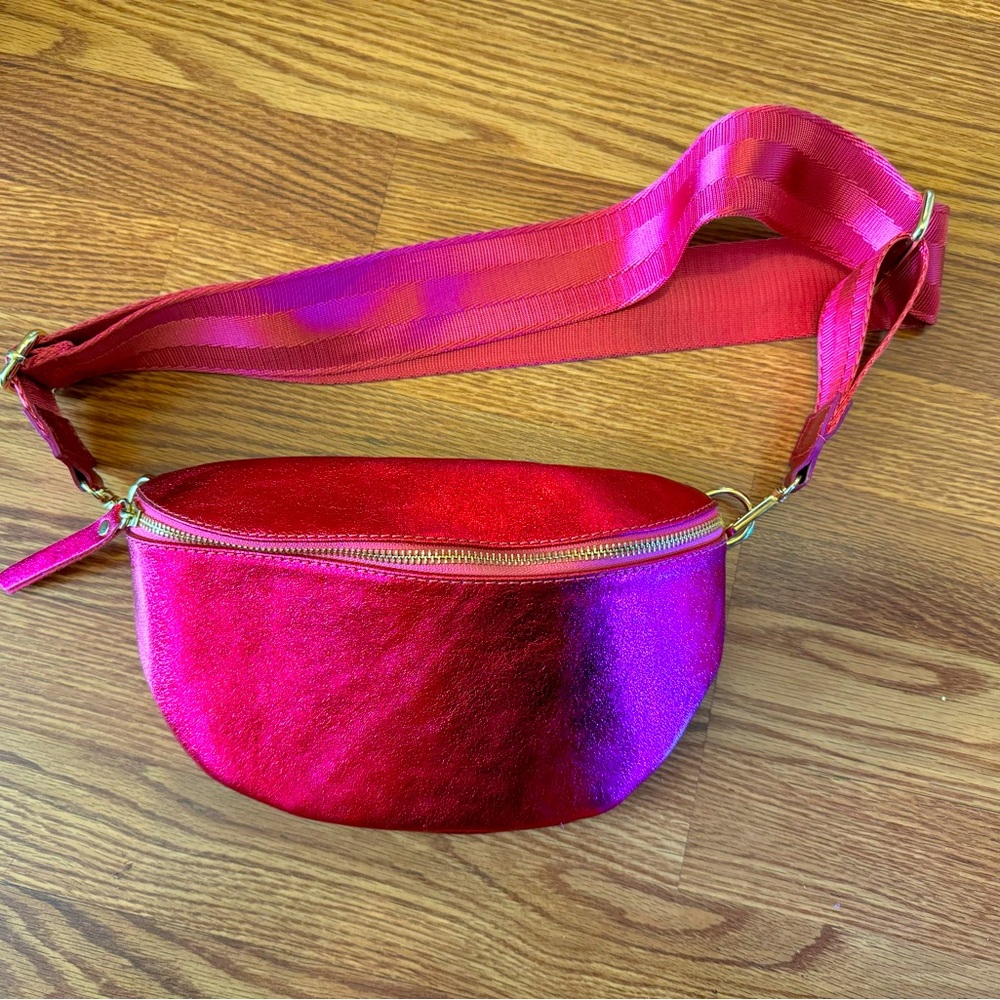 Borse in pelle  leather Crossbody shiny new without tags